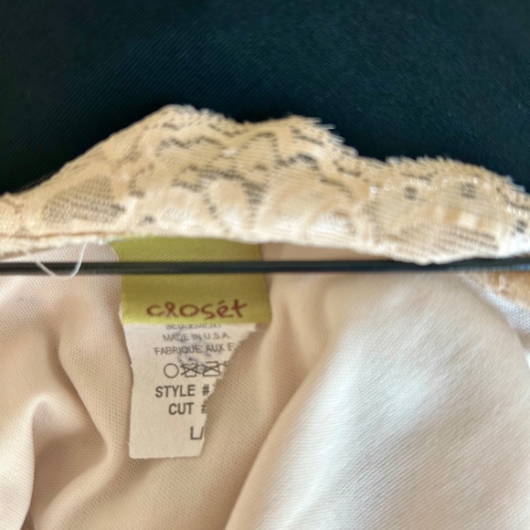 Cream Lace Long Statement Top with Frilly Lace Cap Sleeves Size L - Picture 3 of 3